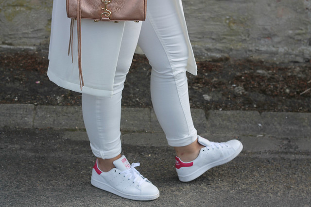 adidas-sneaker-schuhe-stansmith-fashionblog-modeblog-look-all-white-weiß-primark-zalando-outfit