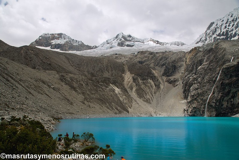 Alcanzando aguas turquesas de la Laguna 69. PN Huascarán - Por el norte de PERÚ. De los glaciares a la selva (16)