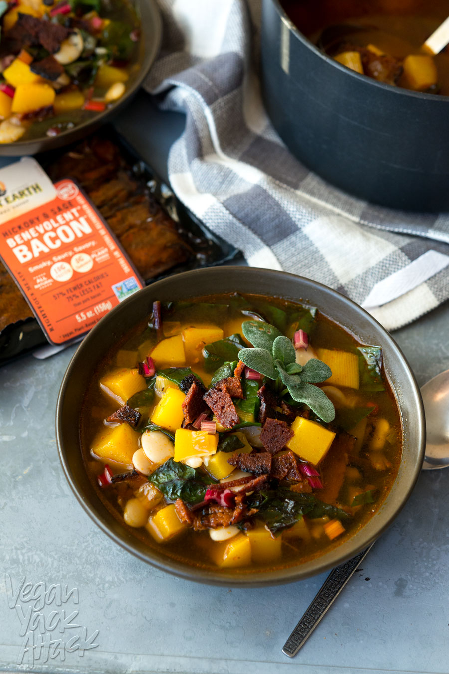Butternut Squash Bacon Soup - Warm, comforting, smoky and VEGAN, made with 10 ingredients! #vegan #vegetarian #spon #SweetEarth 