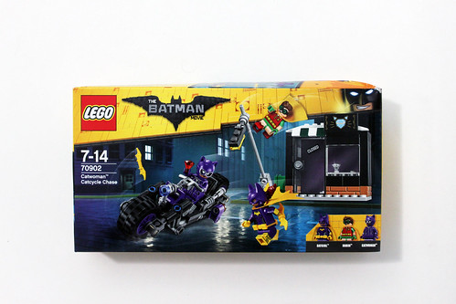 The LEGO Batman Movie Catwoman Catcycle Chase (70902)