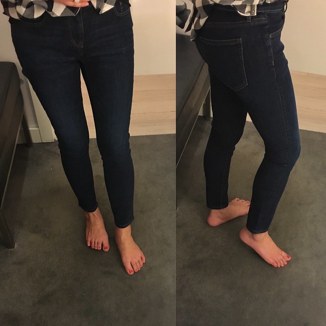  Ann Taylor Modern Skinny Ankle Jeans in Marina Wash, size 25/0P 