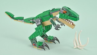 Review: 31058 Mighty Dinosaurs