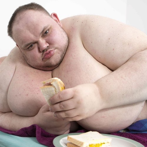 У Великобританії помер чоловік, якому потрібно було схуднути хоча б на 300 кілограмів