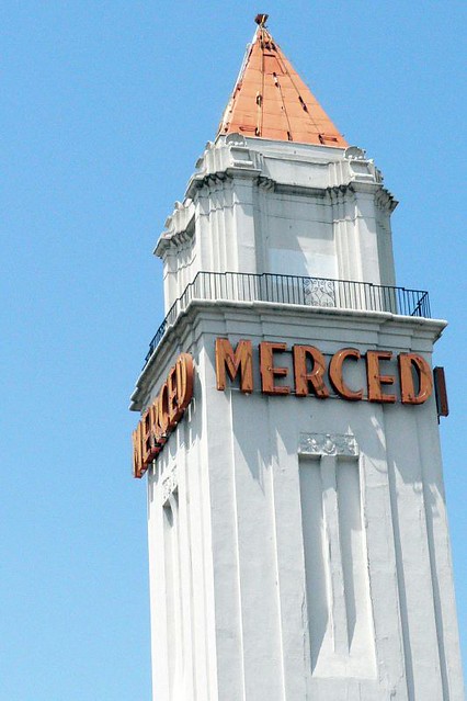 Merced movie theater tower | Merced, California. 0406. Drivi… | Flickr