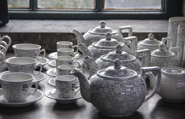 Burleigh shop - Middleport Pottery