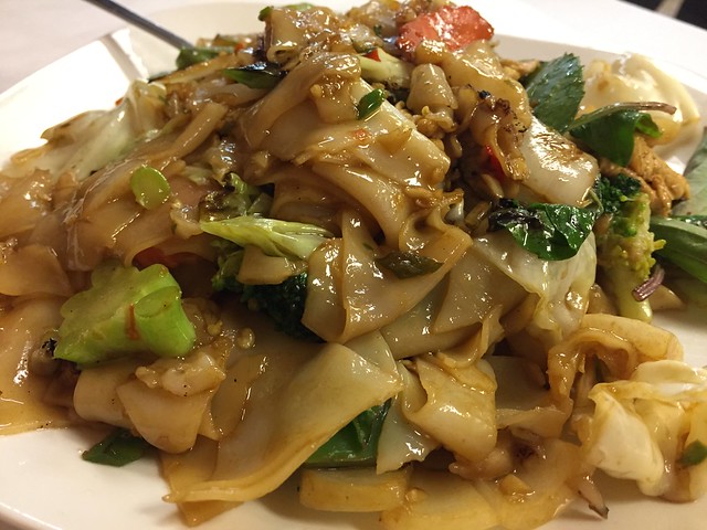 (Thai) Spicy Pan Fried Noodles