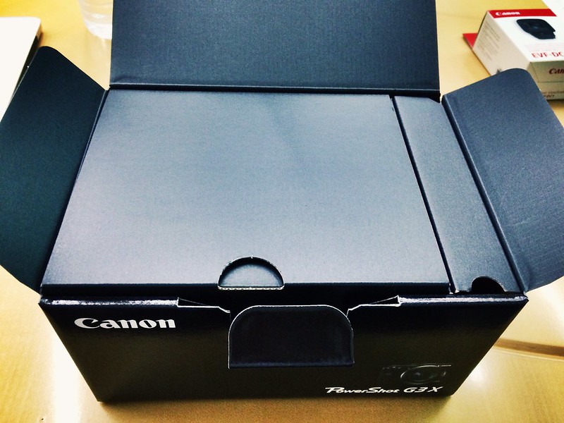 Canon PowerShot G3 X Unboxing.