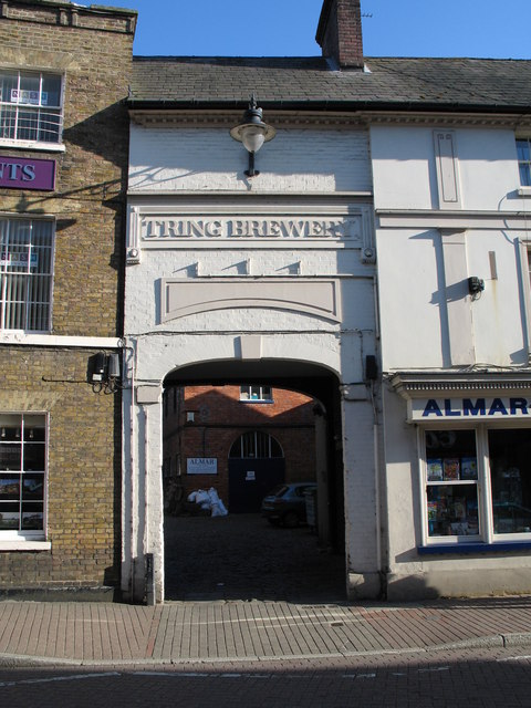 Former_Tring_Brewery,_Tring_High_Street_-_geograph.org.uk_-_1482019