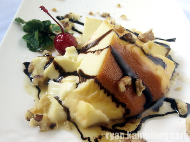 panna cotta with balsamic topping