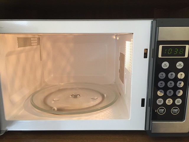 How to clean your microwave without nasty chemicals IMG_2877