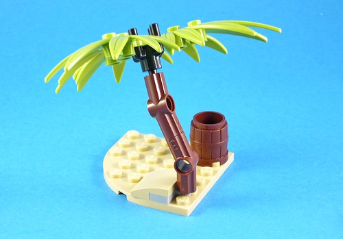 LEGO Pirates 5003082 Classic Pirate Minifigure 03