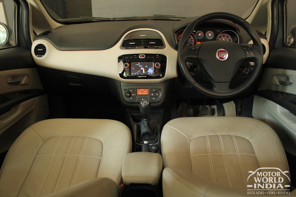 Fiat-Linea-125S-Interior-Dashboard
