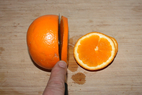 50 - Orangen in Scheiben schneiden / Cut orange in slices