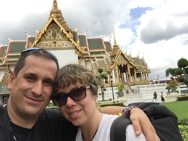 Sele y Rebeca en Bangkok
