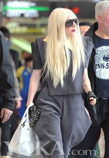 Lady GaGa Japan tour styling