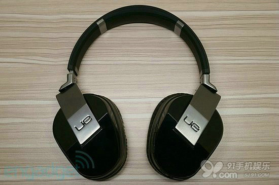 Logitech UE9000 wireless Bluetooth headset, high quality audio output