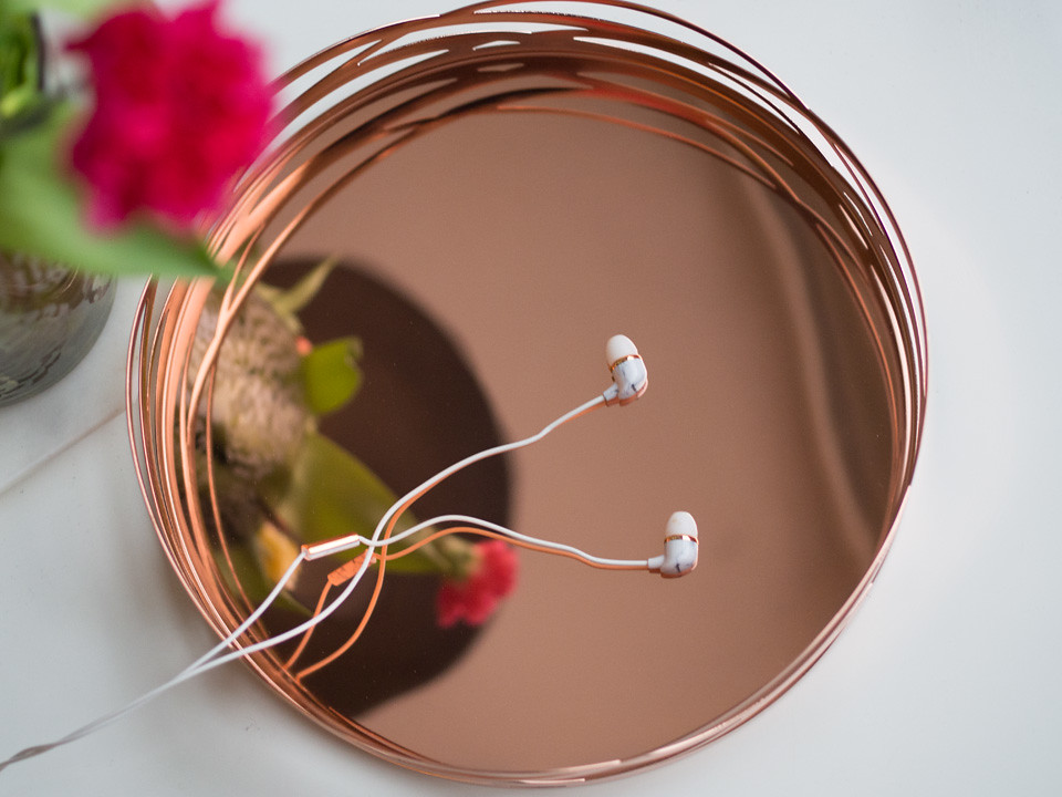 stelton_tangle_happy_plugs_marble_rose_gold