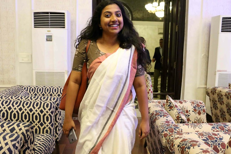 Netherfield Ball – Jaya Jaitley's Non-Journalistic Grey Sari  Royally Snubs the Saris of Journalists Supriya Nair and Sonal Shah at The Caravan Magazine's Book Launch, Bikaner House