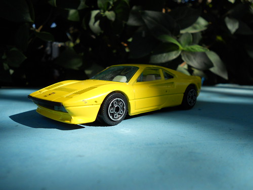 Ferrari 288 GTO – Bburago