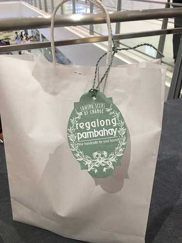 Regalong Pambahay shopping bag