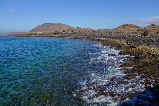 Corralejo, Islote de Lobos (vuelta a la isla, ruta a pie) y Dunas de Corralejo. - Fuerteventura (Islas Canarias). La isla de las playas y el viento. (15)