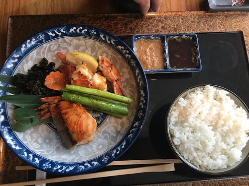 Inagiku,  seafood teppan and rice