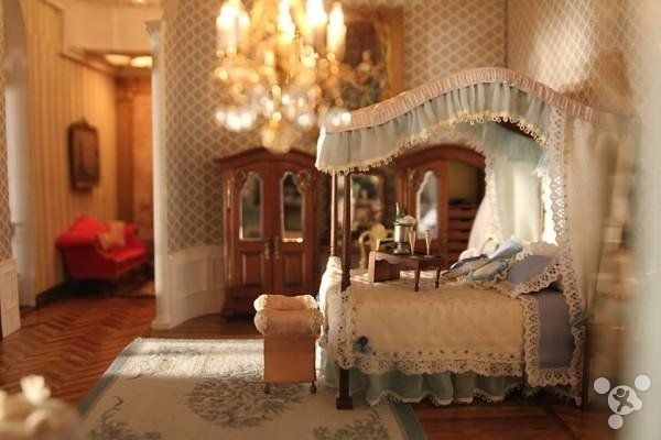 $ 8.5 million of Dollhouse! World's most expensive mini Castle