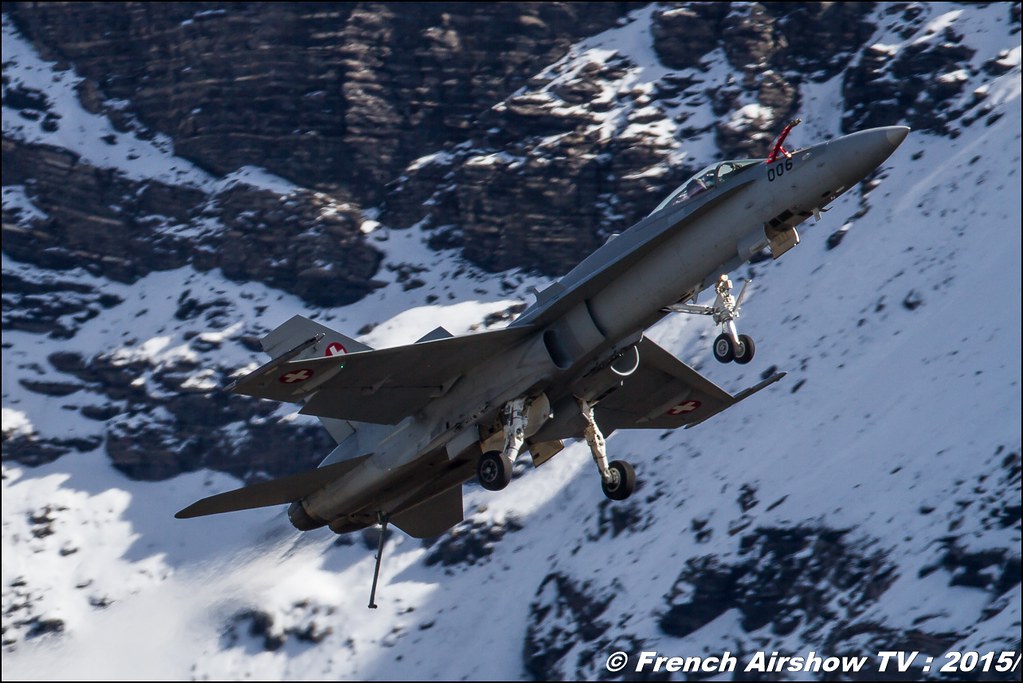 F/A-18 Hornet Solo Display CH , Escadrille d’aviation 17 , SWISS HORNET DISPLAY TEAM, Axalp 2015 ,Exercices de tir d’aviation Axalp , fliegerschiessen axalp 2015, Meeting Aerien 2015