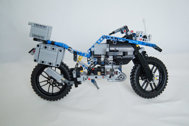 REVIEW] 42063 BMW R 1200 GS Adventure - LEGO Technic, Mindstorms, Model  Team and Scale Modeling - Eurobricks Forums