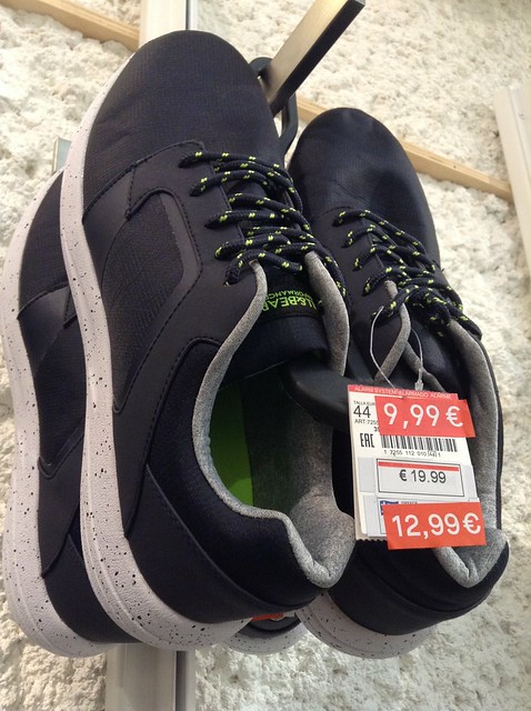 PULL&BEAR超轻运动鞋9.99欧元