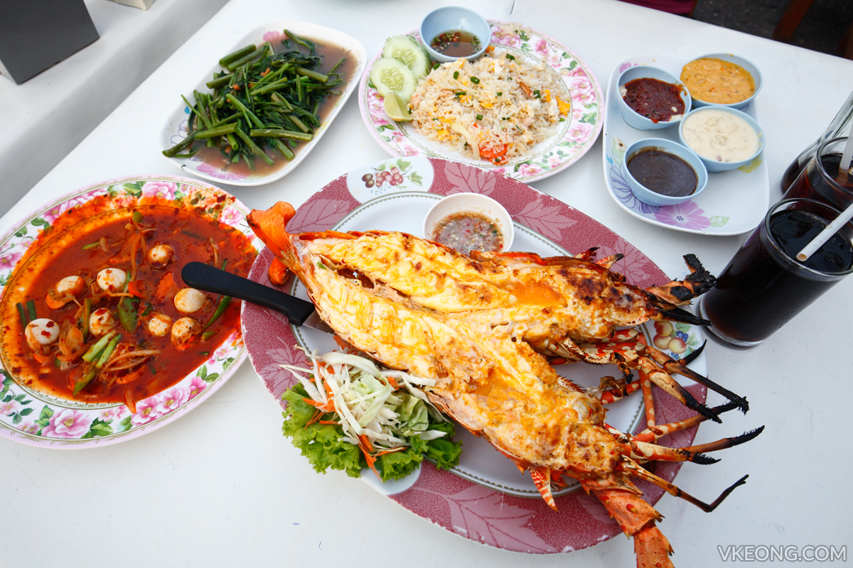 Hua Hin Night Market Lobster Dinner