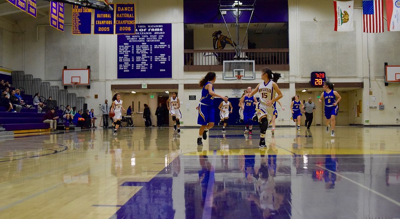 Girls Basketball v. Santa Clara HS