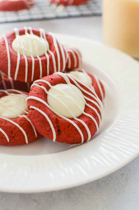 Red Velvet Peppermint Thumbprints & 100 of the best cookie recipes for Christmas | PasstheSushi.com