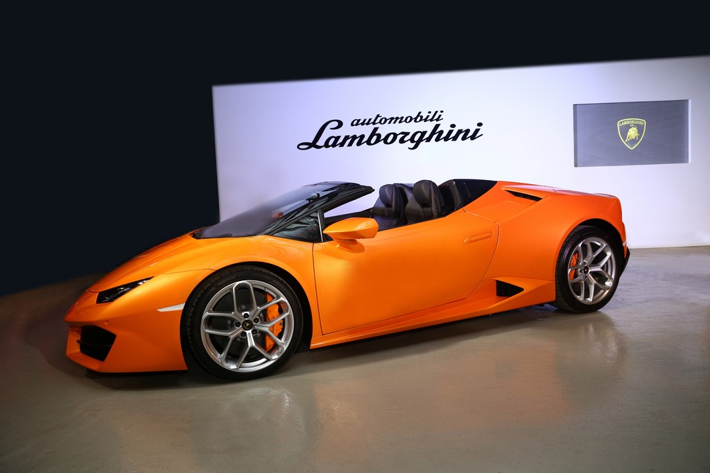 Lamborghini-Huracan-RWD-Spyder-India-Launch (2)