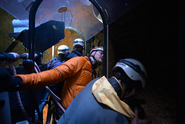 Descendiendo en ascensor al interior del volcán Thrihnukagigur