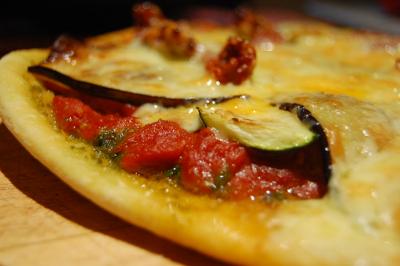 Pesto and roasted vegetable pizza
