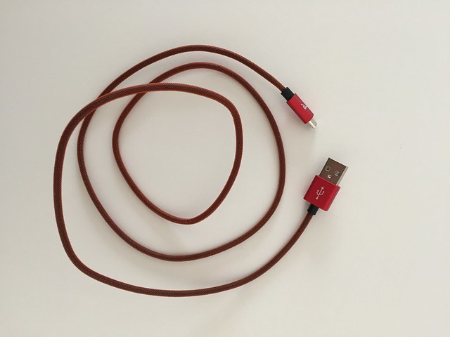 20170208 Câbles Lightning et Micro USB Rampow 00016