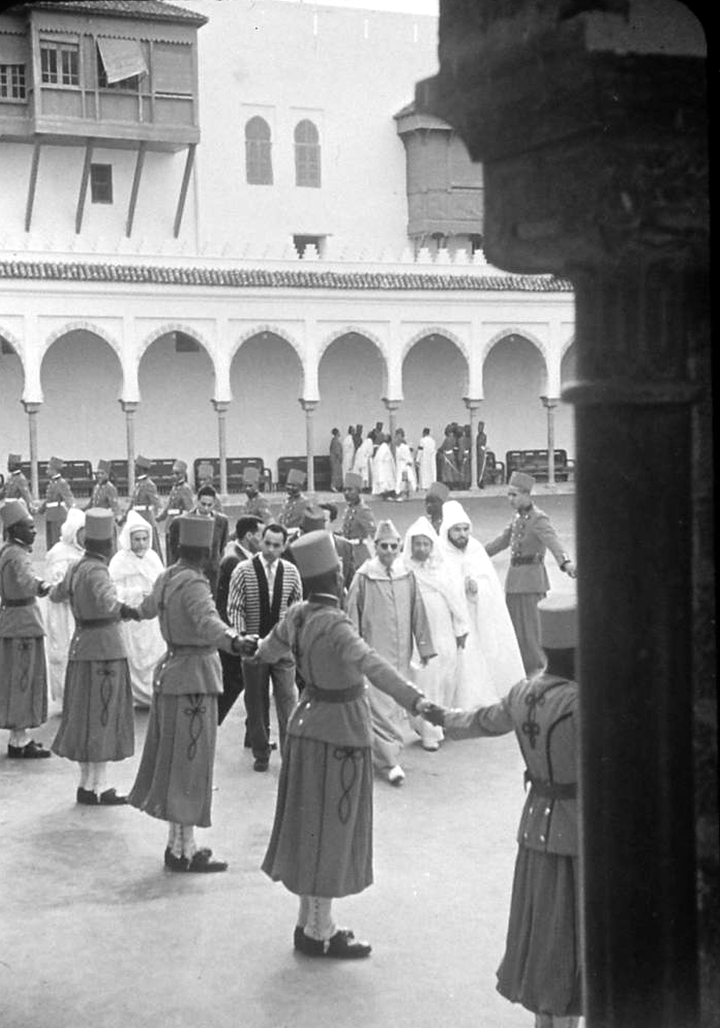 18 novembre 1955 - Annonce de l'independance du Maroc 22377877768_7907db62b2_o