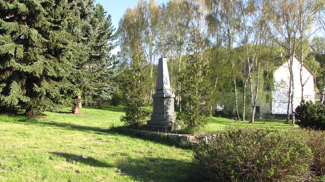 pomník ostrostřelcům v Horním Slavkově