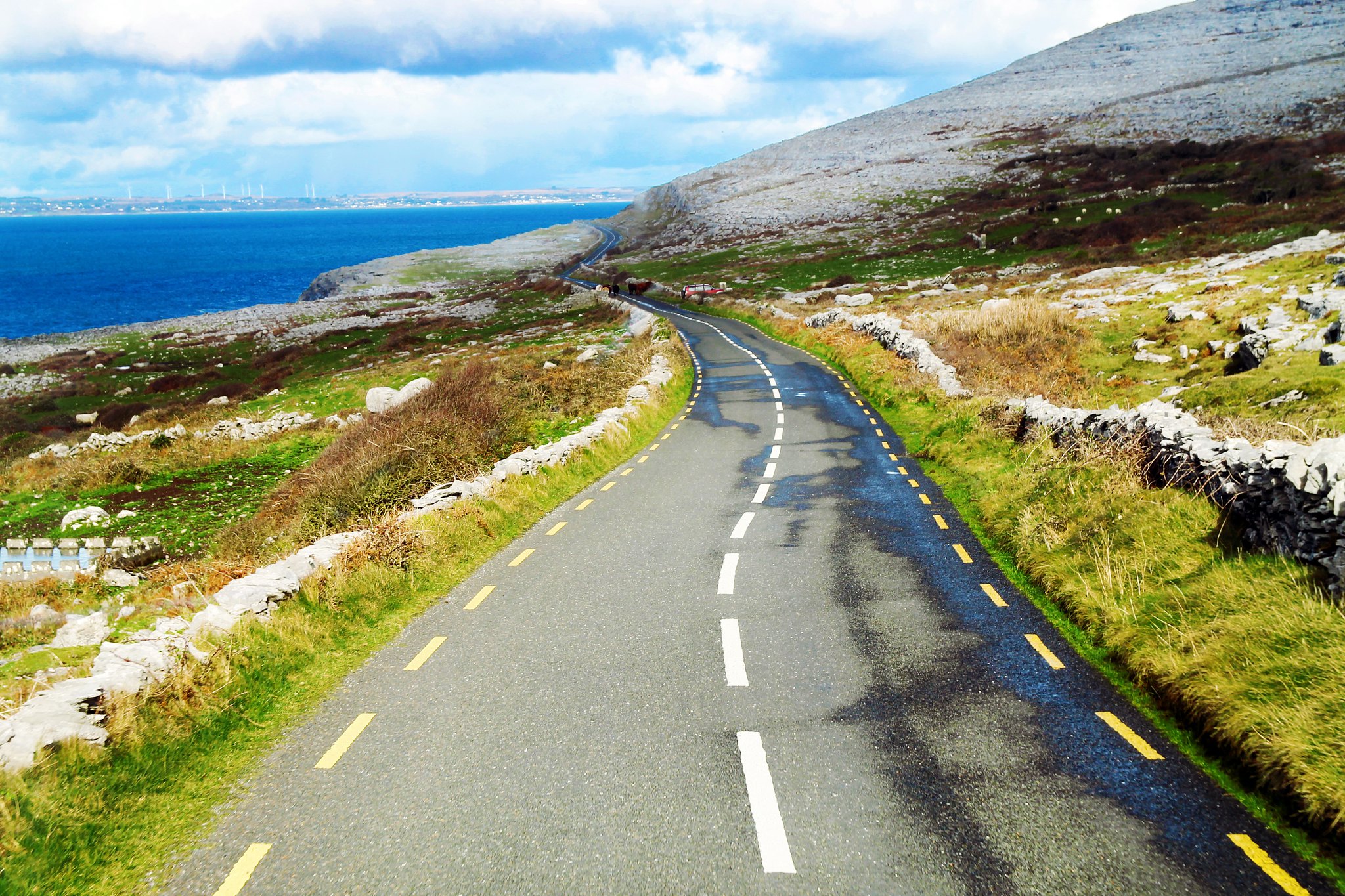 Bate-volta de Dublin: Tour aos Cliffs of Moher e Galway com a Wild Rover Tours - Drawing Dreaming