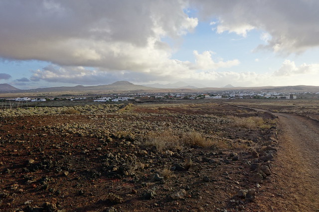 La Oliva, el Puertito de los Molinos y Volcán Calderón Hondo (ruta a pie). - Fuerteventura (Islas Canarias). La isla de las playas y el viento. (56)