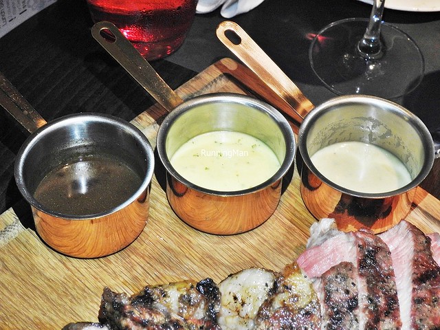 Sauces - Pepper, Béarnaise, Blue Cheese