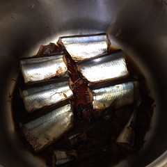 ラゴスティーナで秋刀魚の梅煮をつくる