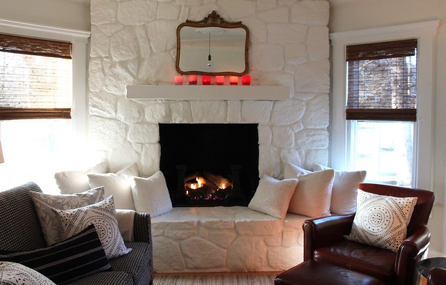 Friday Link Love + my most popular post here on the blog and and on Pinterest is by far the posts having to do with our painted stone fireplace.