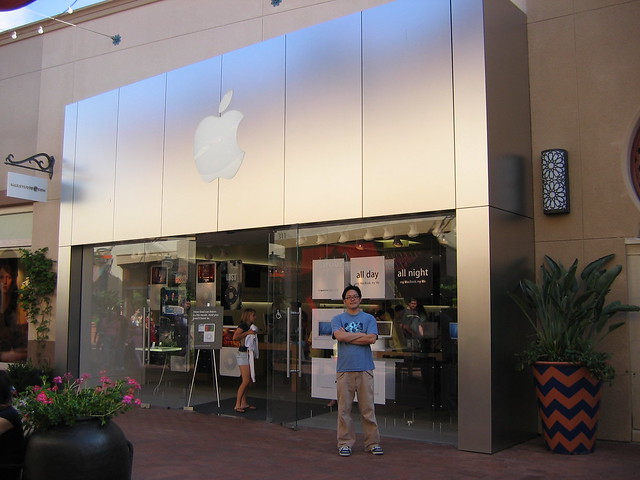 Apple Store Irvine Spectrum
