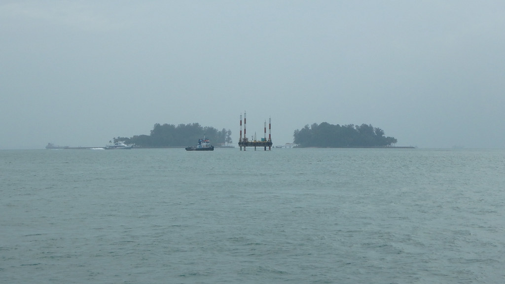 Coastal works off Pulau Tekukor