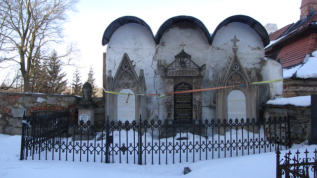 hrob zakladatelů porcelánky v Horním Slavkově