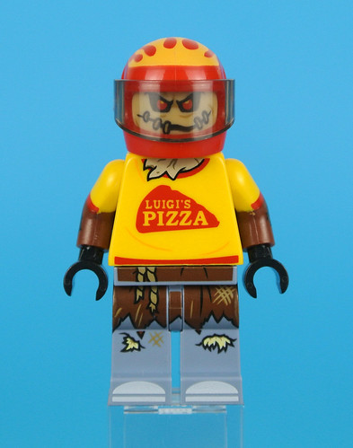 First look at the Lego Batman Movie set 70910 - Scarecrow's Pizza