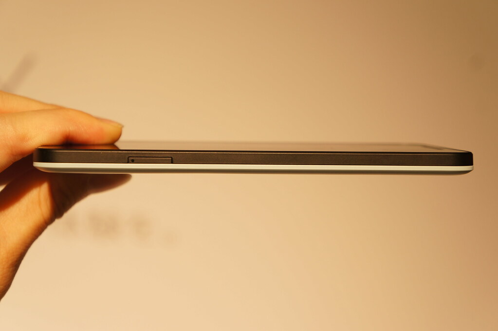 ワイモバイル、「Nexus 5X」を10月20日より発売――実質支払額は4万9248円。グーグル直営よりも割高に