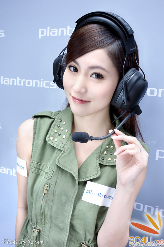 Military Big-eyed cute sister a second wind military headset cool rewards